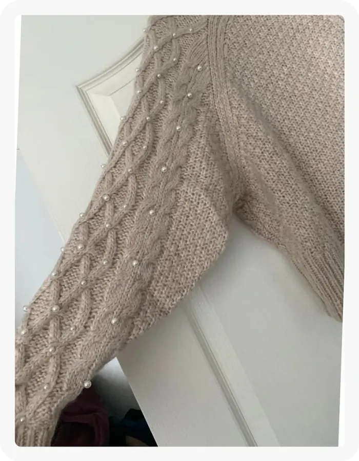 Pull beige perlé col montant H&M - photo numéro 5