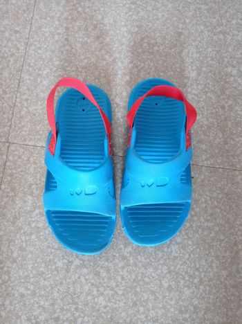 Claquette bleue 27/28