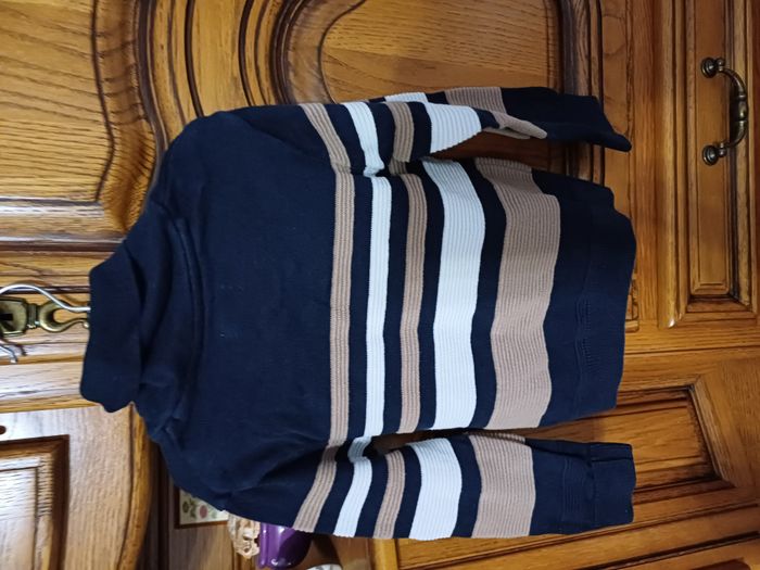 2 pulls garçons Taille 4 ans - photo numéro 4