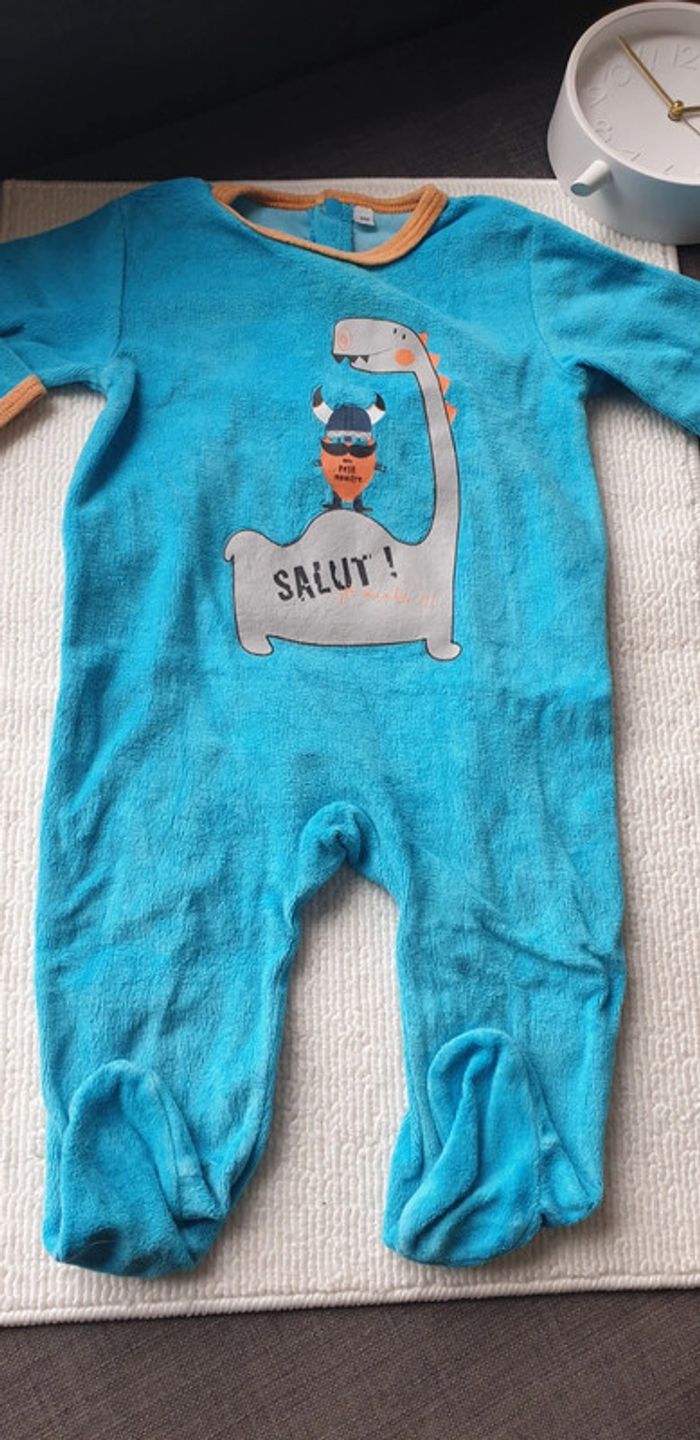 Pyjama 9 mois dino