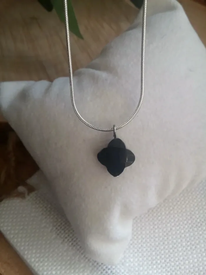 Collier chance et protection, argent et obsidienne đź–¤.