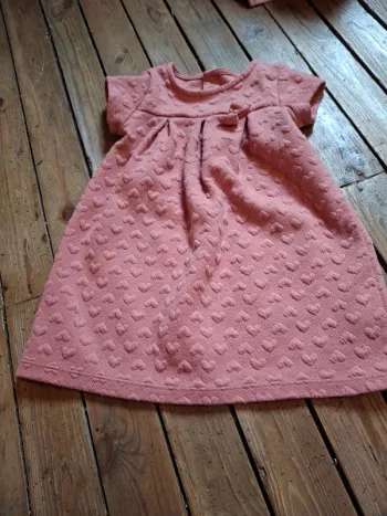 Robe 24 mois