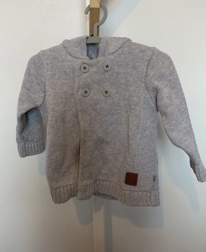 Gilet à capuche