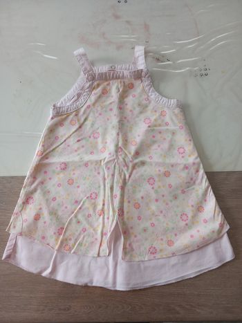 Robe rose à fleur