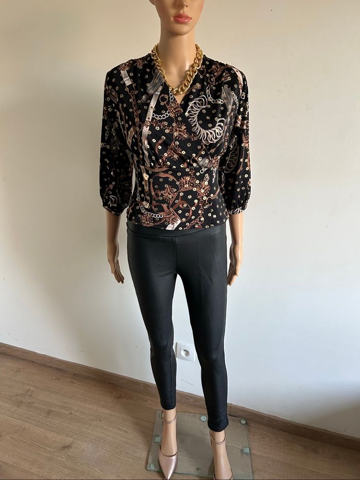 Blouse imprimée et dorée avec manches 3/4 Morgan taille S comme neuve - photo numéro 3