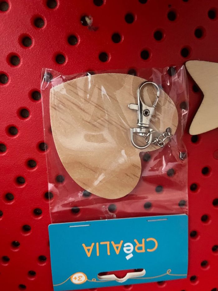 Porte cle en bois a personnaliser - photo numéro 2