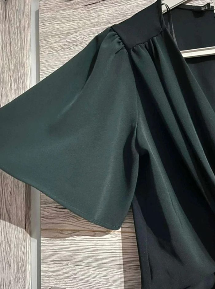 Robe dégriffée  M 38  femme habillée  chic  vert  foncé - photo numéro 3
