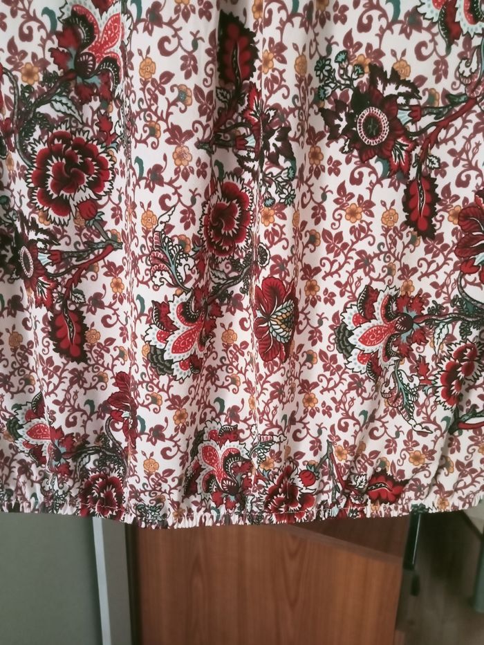 Tee-shirt taille 2(14ans) Intermarché - photo numéro 8