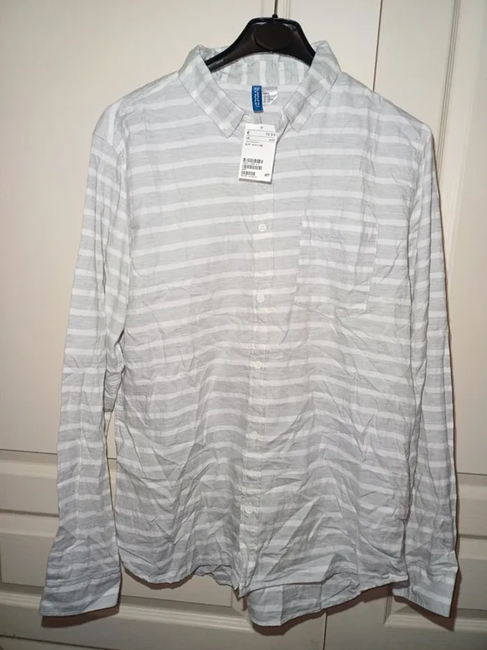 Chemise Divided
