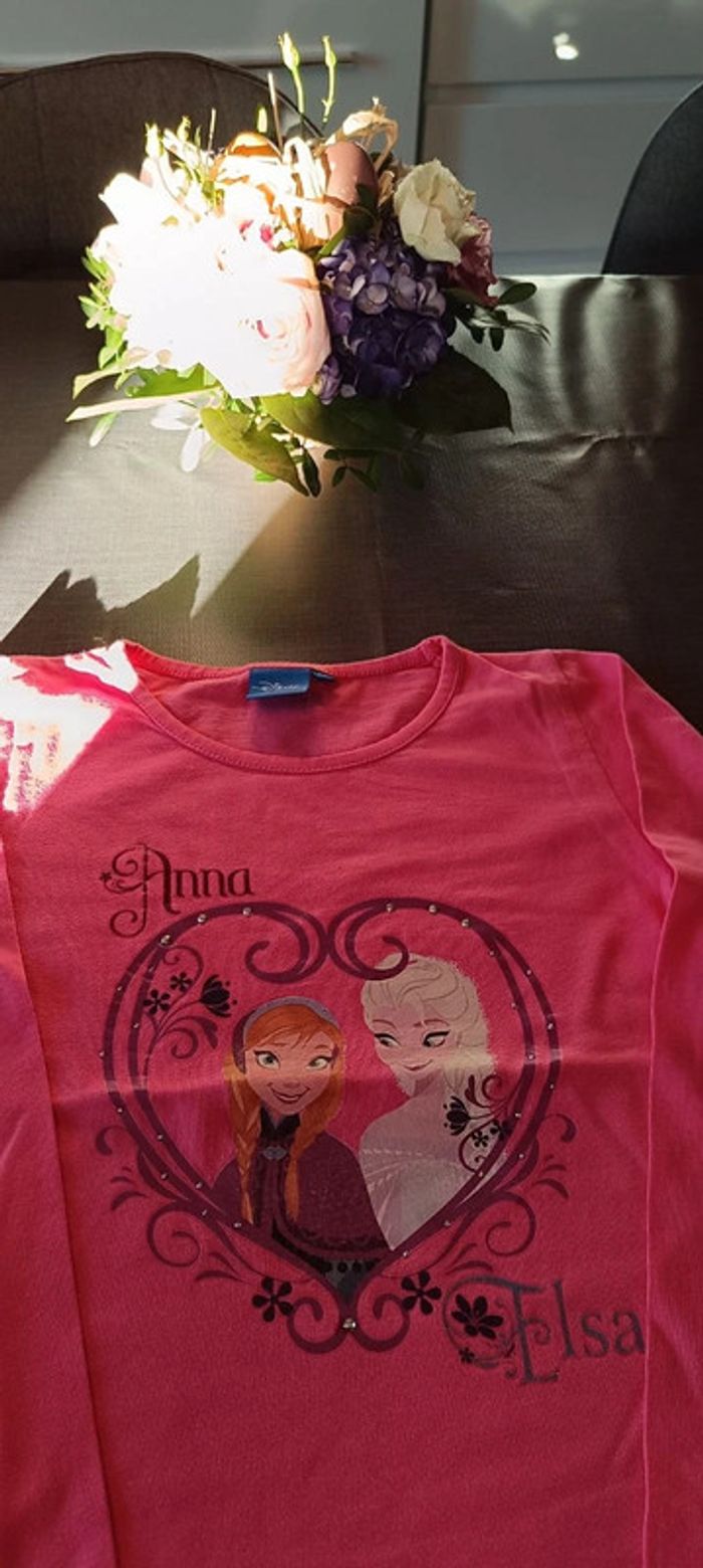 Tee-shirt la reine des neiges disney 8 ans