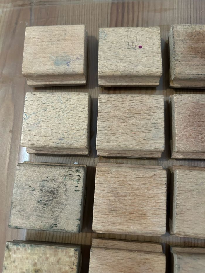 Lot de 16 tampons anciens Disney Winnie l'ourson et autres en bois vintage - photo numéro 3