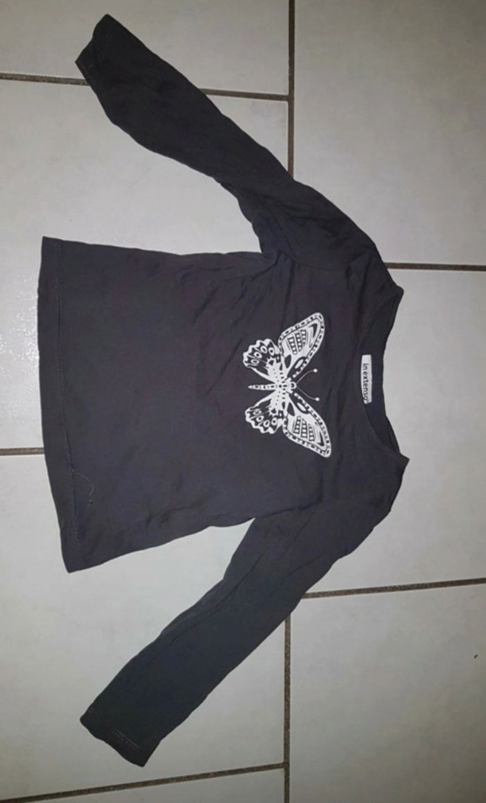 T-shirt papillon - photo numéro 2