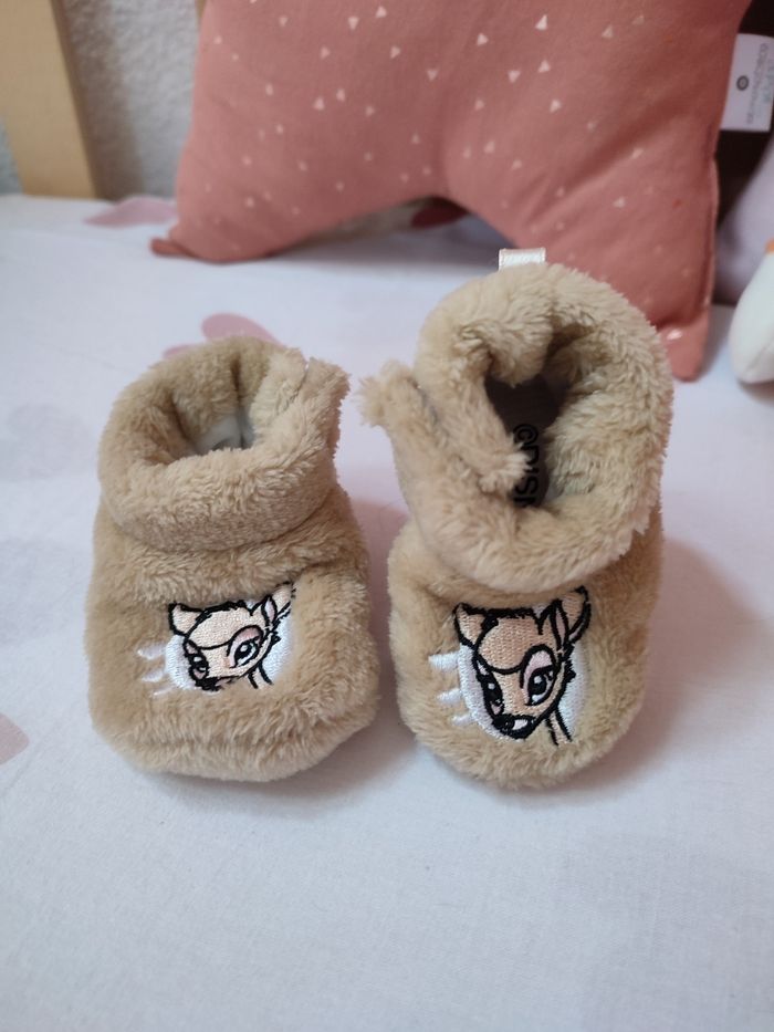Paire de chaussons Bambi - Naissance - Neuf - Disney - photo numéro 2