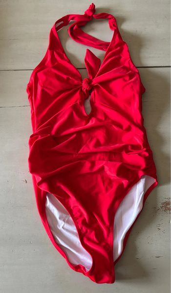 Maillot de bain rouge