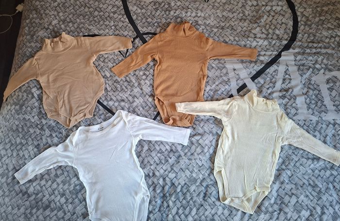 Lot vêtements bébé fille 12 mois - photo numéro 5