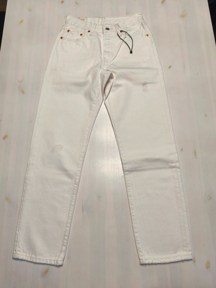 Jeans Levi's 501 Cropped 25x28 neuf - photo numéro 2