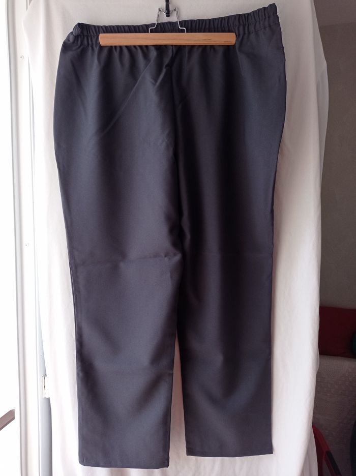 PANTALON Femme CHARMANCE Gris. NEUF. - photo numéro 2