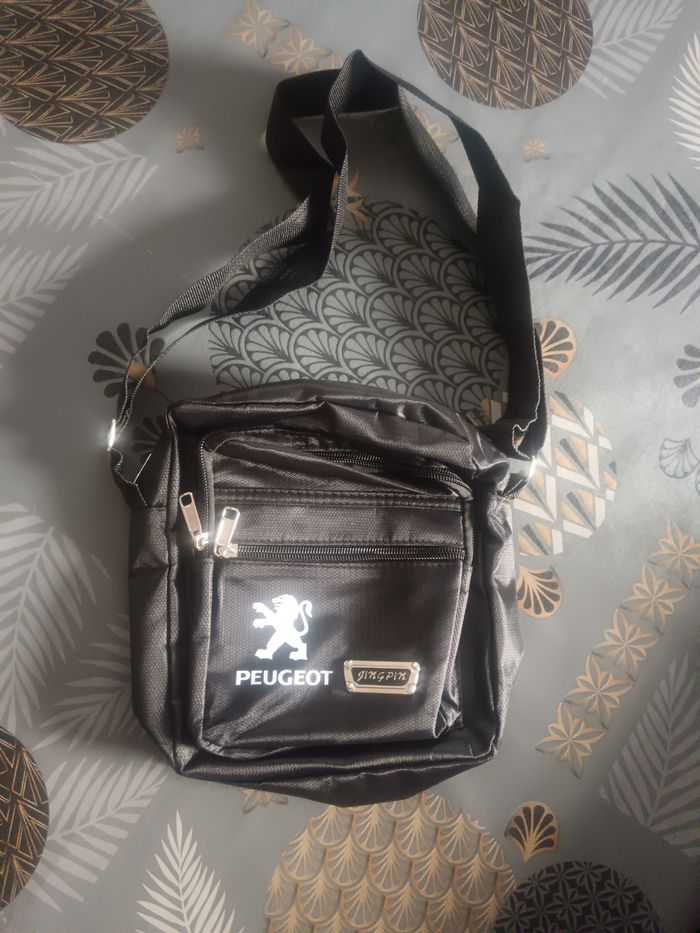 Sacoche Peugeot - photo numéro 2