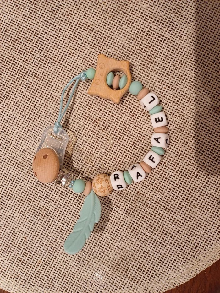 Attache tetine - photo numéro 2