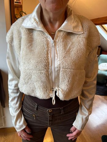 Petit blouson mi tissus mi fourrure marque roman’s