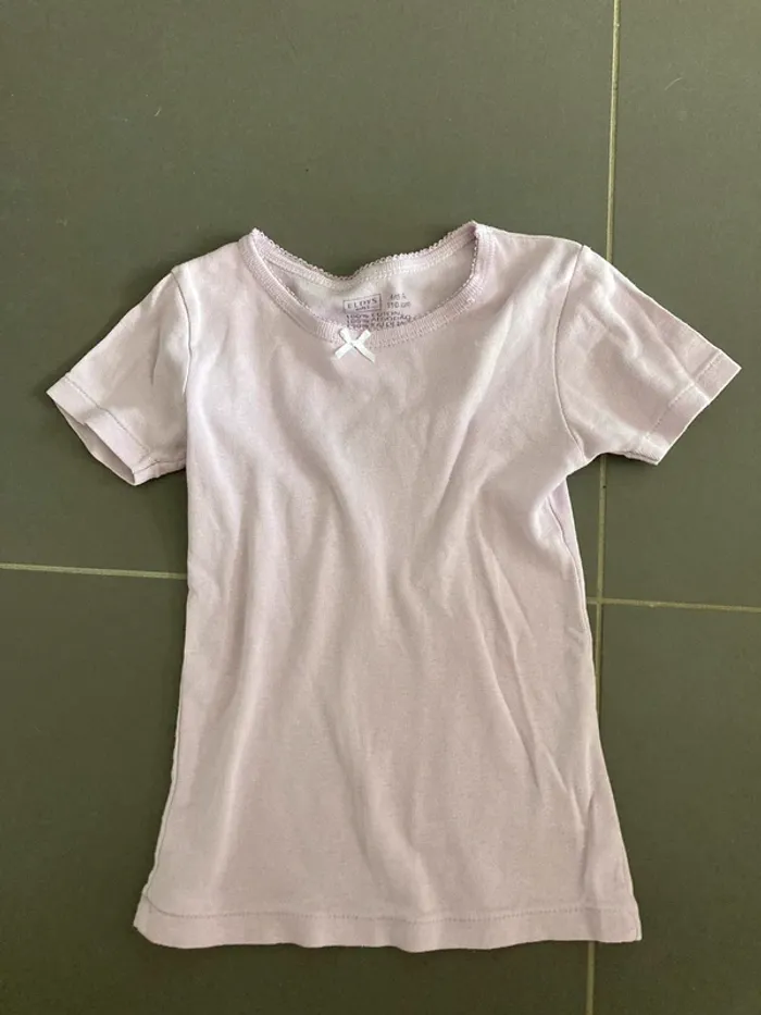 Maillots de corps 4-5 ans en très bon état - photo numéro 2