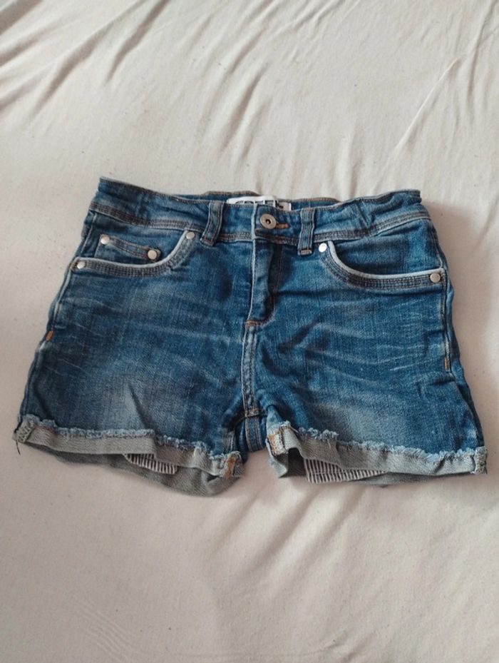 Short fille taille 10 ans