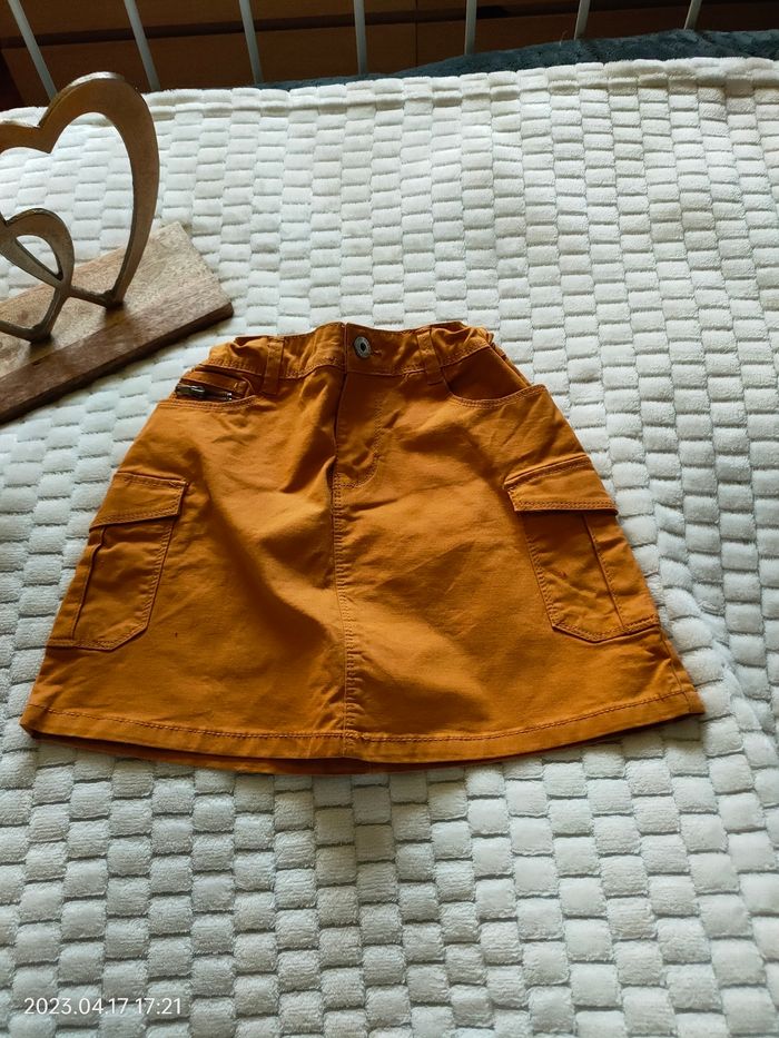 Jupe Okaïdi neuve 8 ans