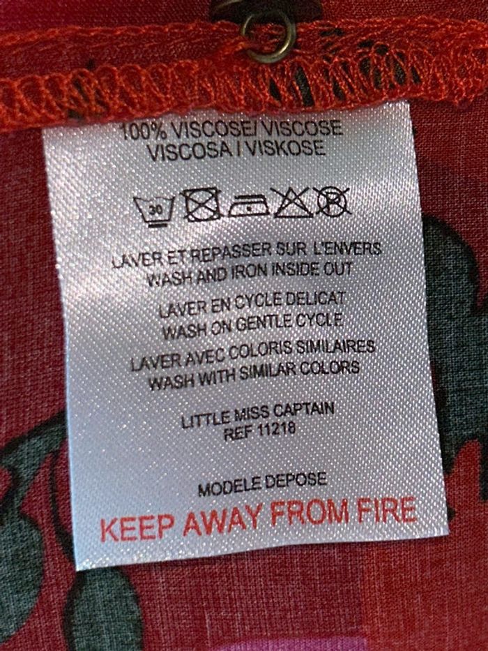 Superbe chemisier rouge fleuri Little Miss by Captain Tortue - photo numéro 5