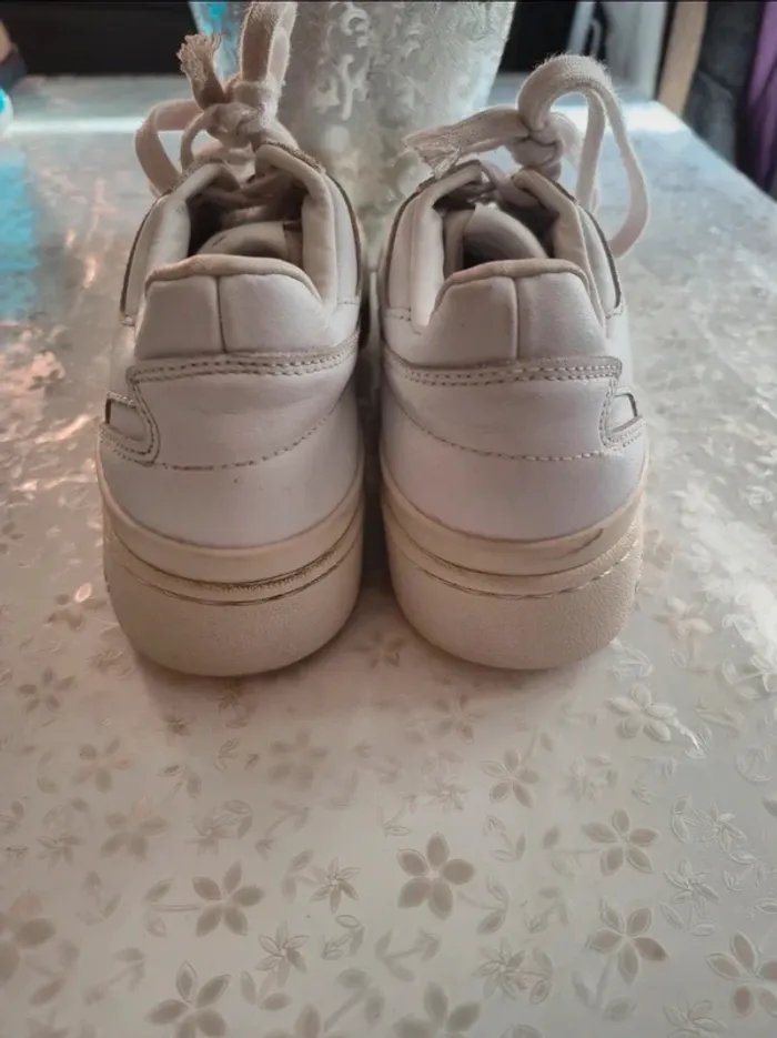 Basket adidas taille 38 - photo numéro 6