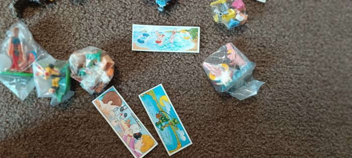 Gros lot kinder et notice mode d'emploi ferrero - photo numéro 8