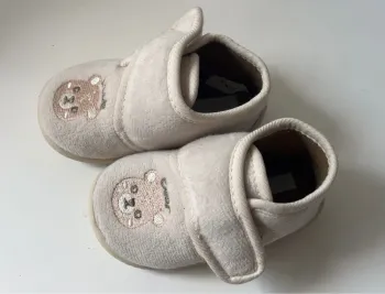 Chaussons bébé mixte