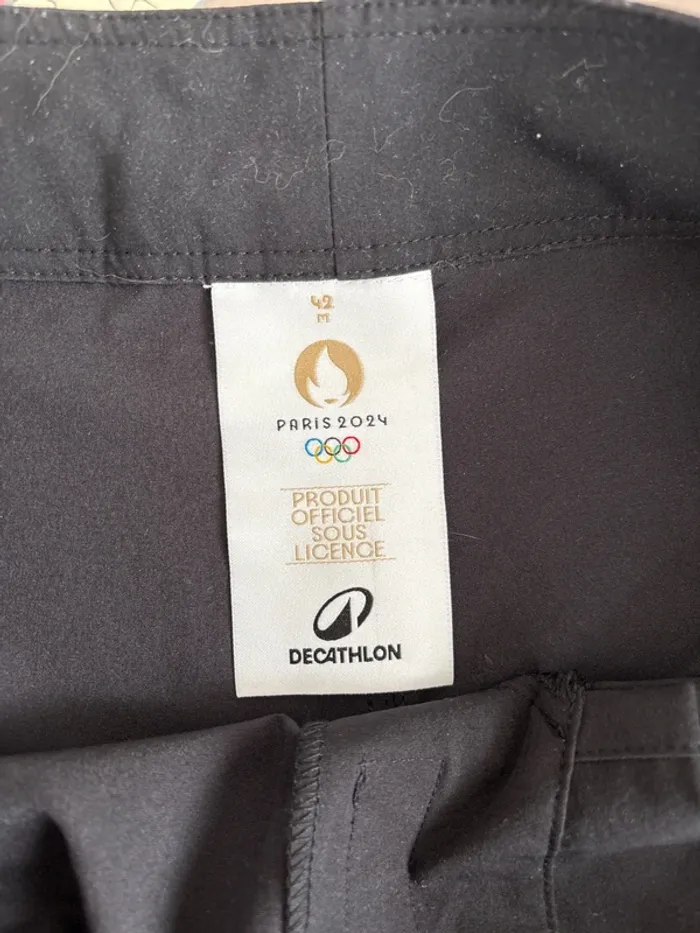 Short Paris 2024 taille 42 - photo numéro 4
