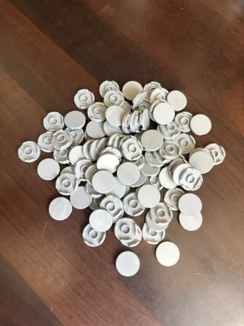 100 lego Tile, Round 2 × 2 with Bottom Stud Holder ref 14769 light bluish gray