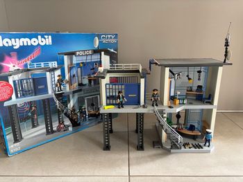 Commissariat de police Playmobil