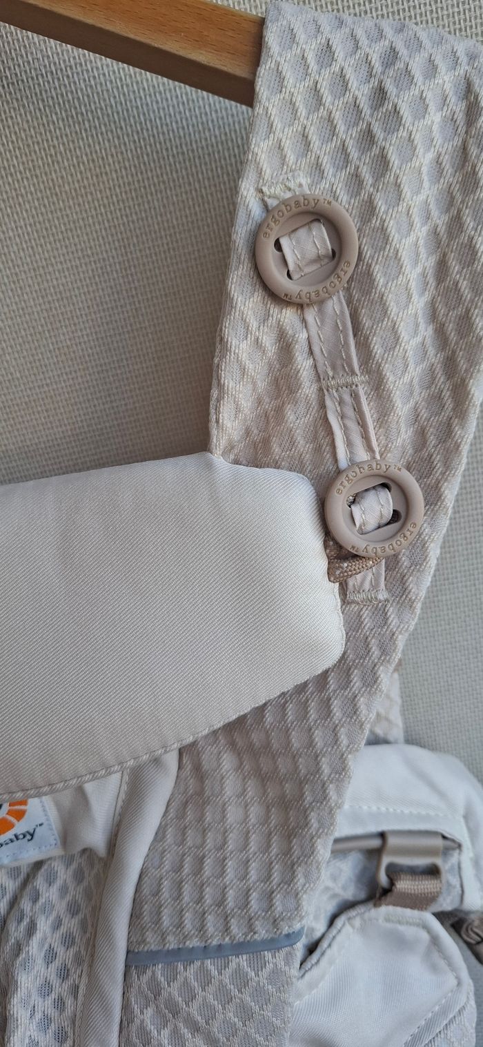 Porte-bébé ergobaby omnibreeze neuf - photo numéro 5