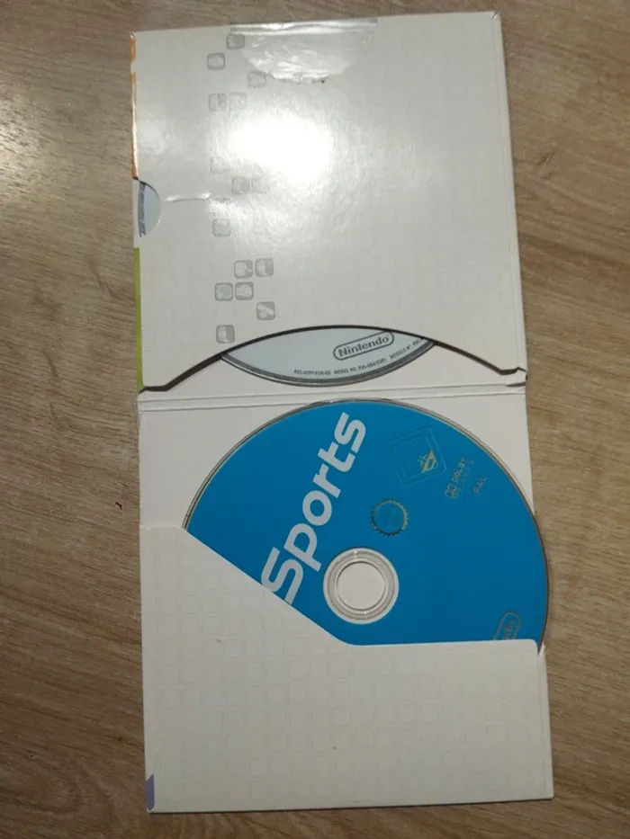 Wii sports + wii fit + Nintendo Wii - photo numéro 3