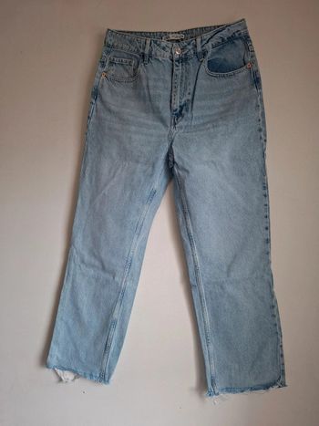 Jean Zara droit - Délavage clair  - Taille 42 - Ourlets bruts - Neuf