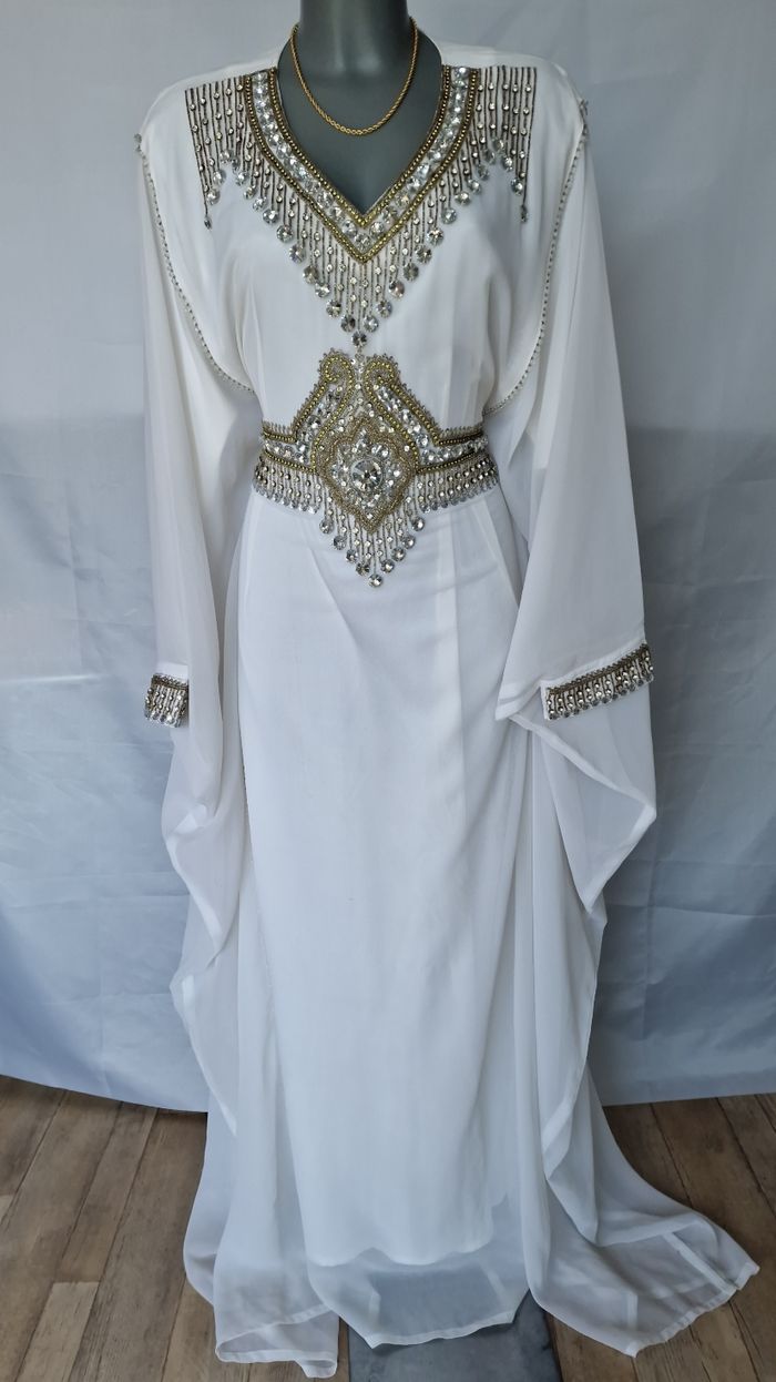 Robe Dubai blanche strass & perles – mariage / cérémonie – taille S M L ajustable - photo numéro 1