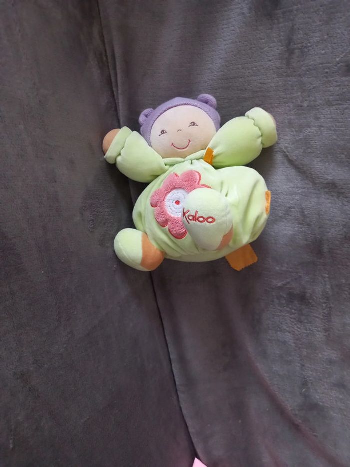 Doudou boule poupon Kaloo - photo numéro 2