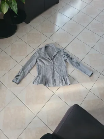 Jolie veste taille M