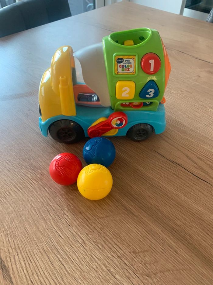 Camion tut tut bolide