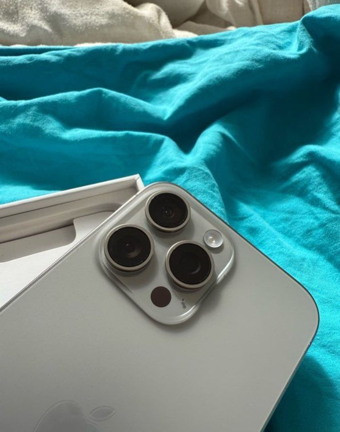 iPhon. 15 pro max.. - photo numéro 2