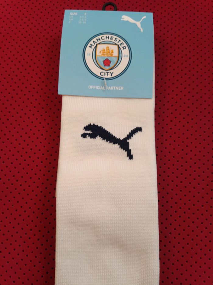 Chaussettes de foot Manchester City, Puma Authentique Officiel taille 35/38, Neuf