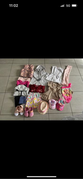 Lot vêtements filles 4 ans