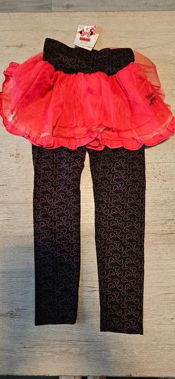 Legging long noir avec jupe en tule rouge et doré, Disney, Minnie, 8 ans, neuf