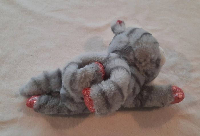 Peluche chats qui s'agrippe - photo numéro 3