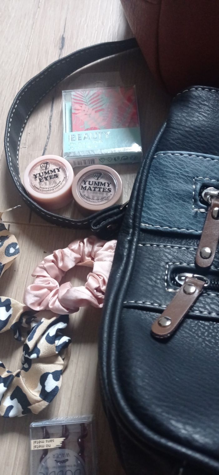 Lot de produits - photo numéro 8