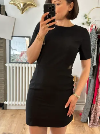 Robe Sandro noire taille 36