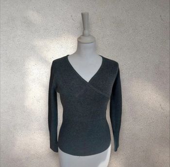 Pull gris coupe cache-cœur en cachemire laine et soie taille S-M
