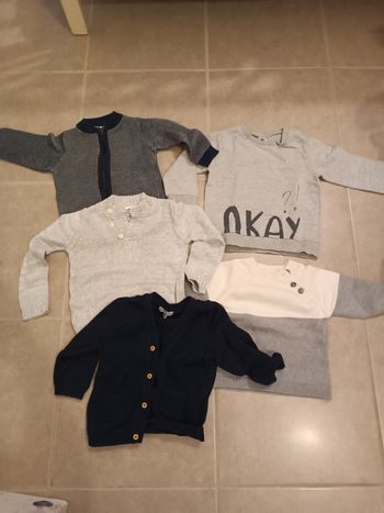 Lot pull 12 mois (F)